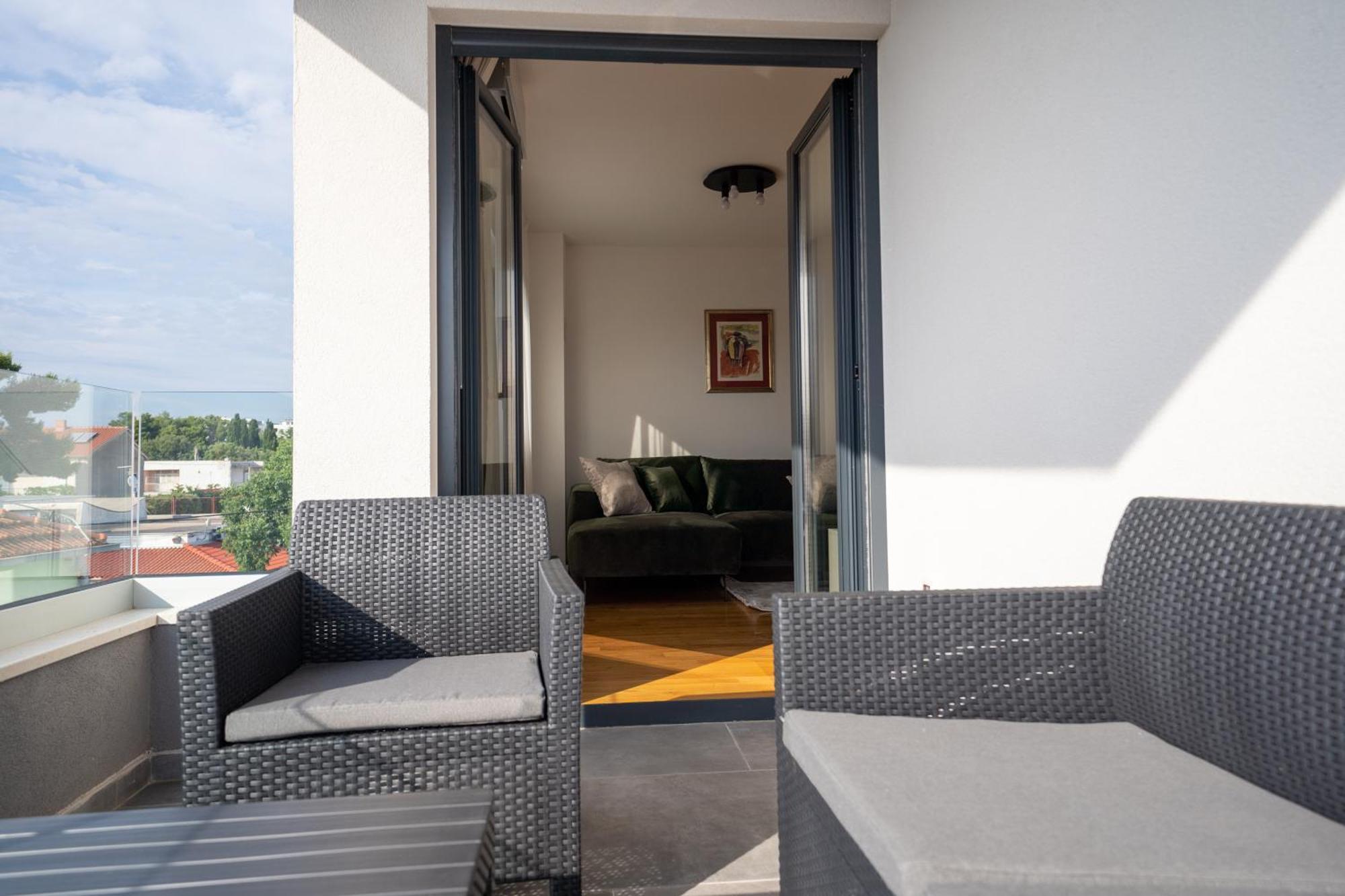 Appartement Mistral Retreat Zadar Extérieur photo